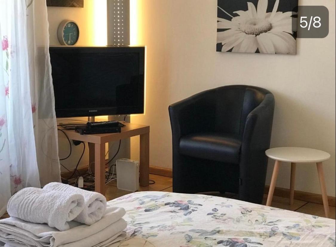Center Basel Apartment ภายนอก รูปภาพ