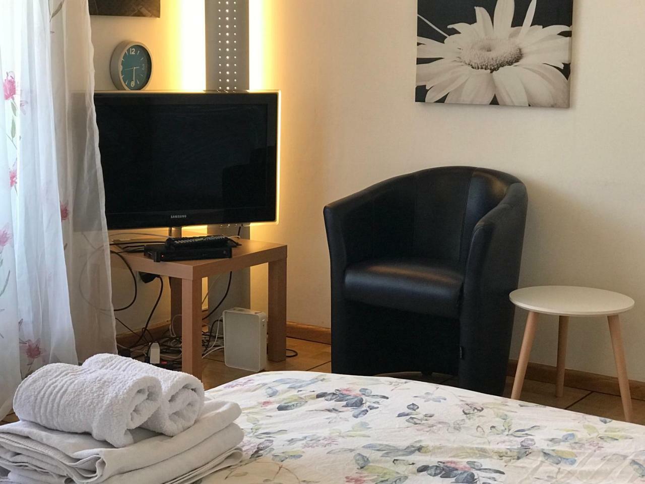 Center Basel Apartment ภายนอก รูปภาพ